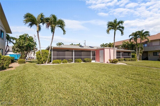 Building Photo - 517 SE 43rd St