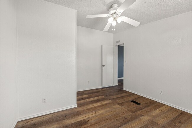 Building Photo - 4120 Marigold St