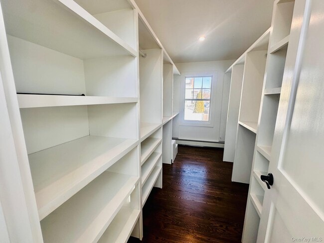 Building Photo - 11 W Glen Ave