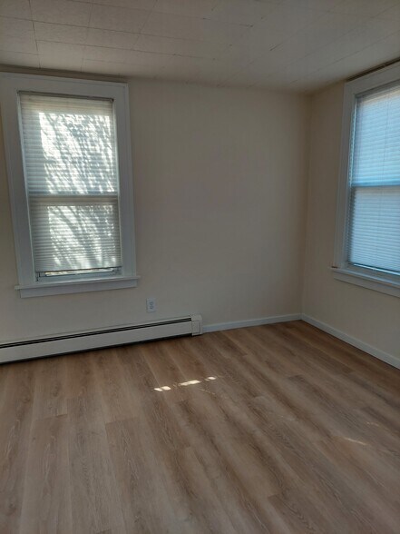 Building Photo - 7 Eagle Valley Rd