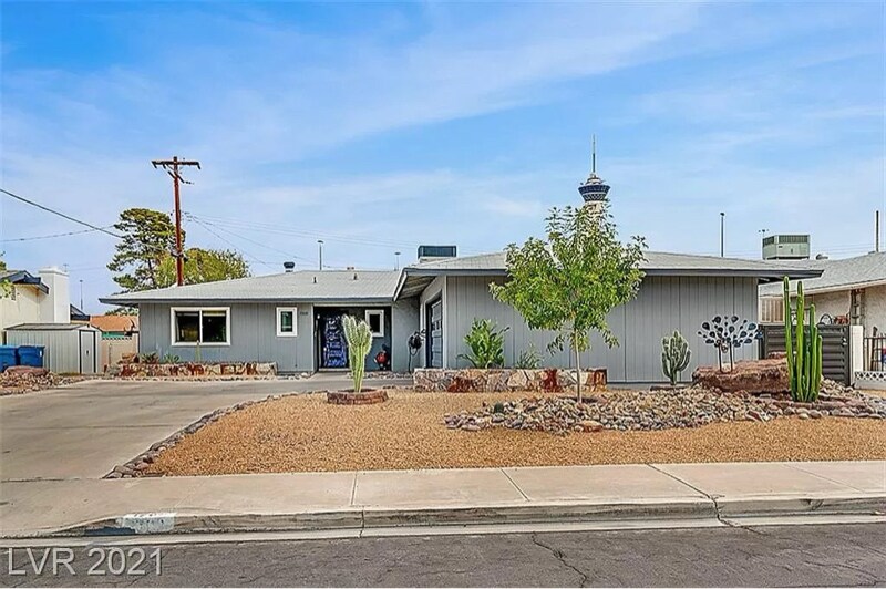 Building Photo - 1709 Ivanhoe Way