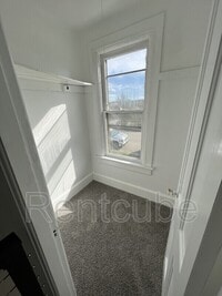 Building Photo - 611 Garfield Ave