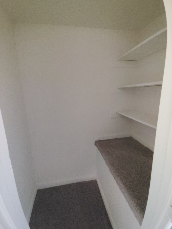 Building Photo - 600 Reusens Rd