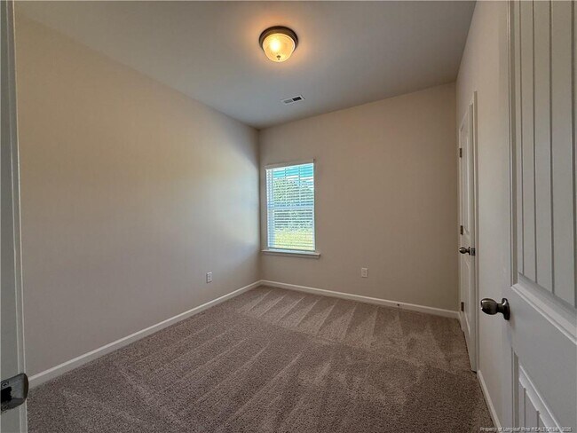 Building Photo - 274 Deodora Ln