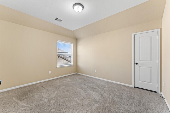 Building Photo - 31183 Pecan Creek Dr