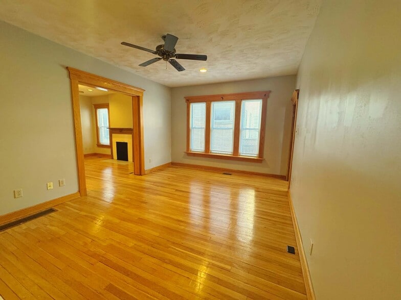 Building Photo - 98 Miami Ave