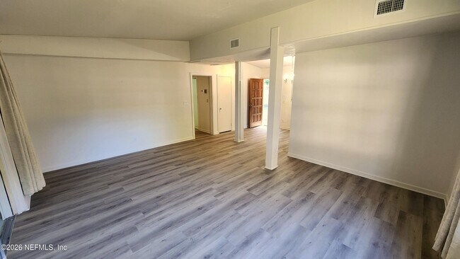 Building Photo - 5532 Keystone Dr S