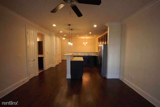 Building Photo - 2151 Peachford Rd