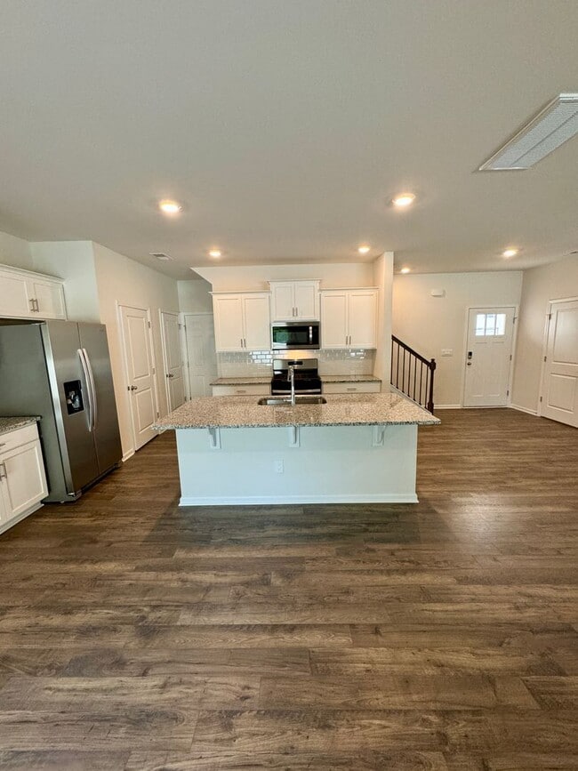 Building Photo - 3BR/2.5BA Home in Hamilton Woods