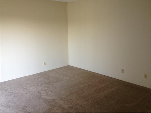 Building Photo - 166 Lake Arbor Dr