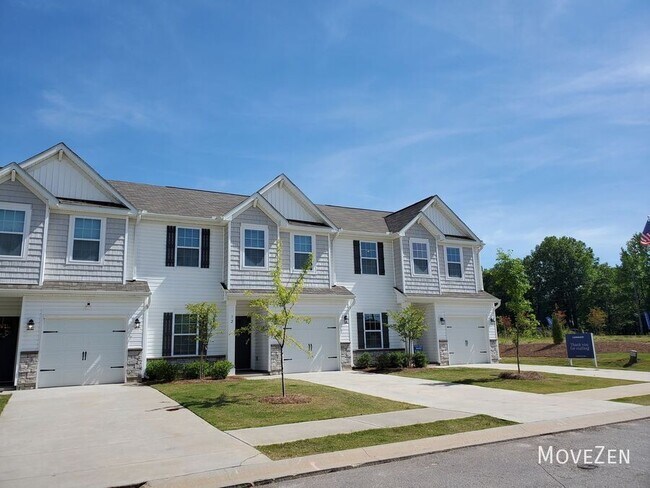 Building Photo - 12 Fernhill Ln