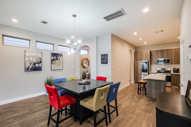 Building Photo - 8404 Safeguard St