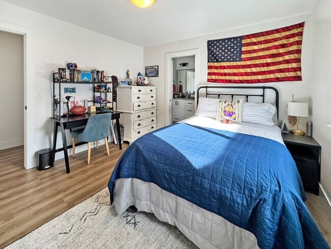 Building Photo - Luxury 5-Bed, 4.5-Bath in Dry Creek Ranch, Minutes to Boise & Eagle