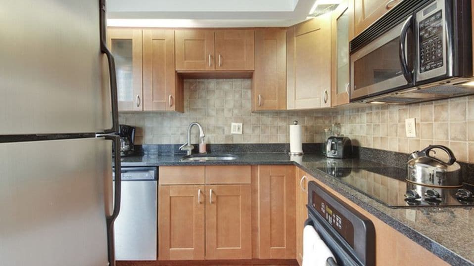 Kitchen - 1058 Paper Mill Ct