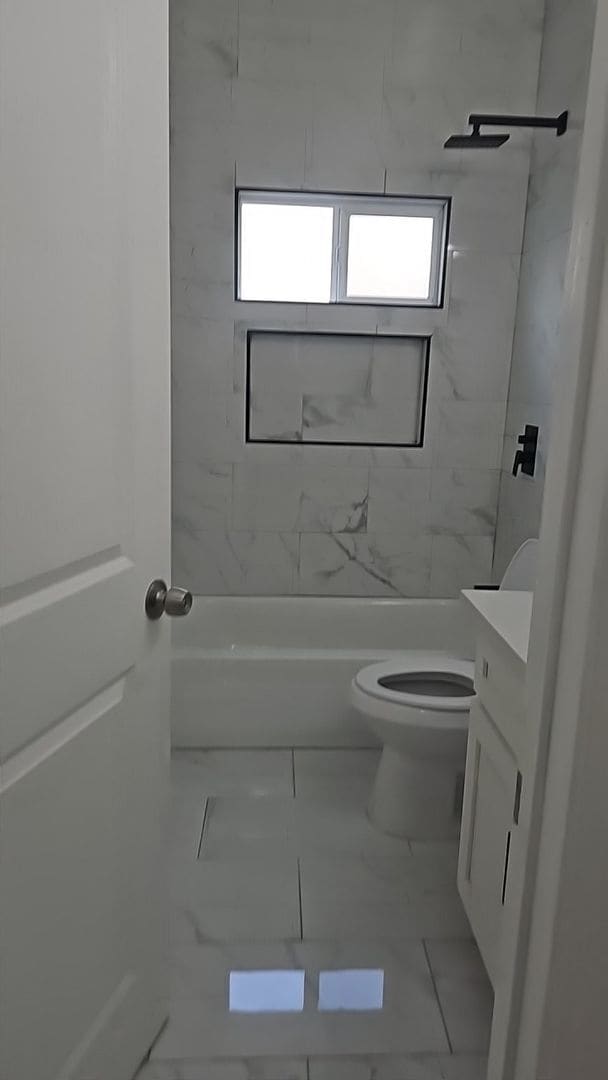 Building Photo - 947 W Magnolia St