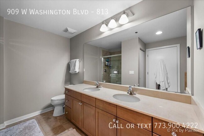 Building Photo - 909 W Washington Blvd