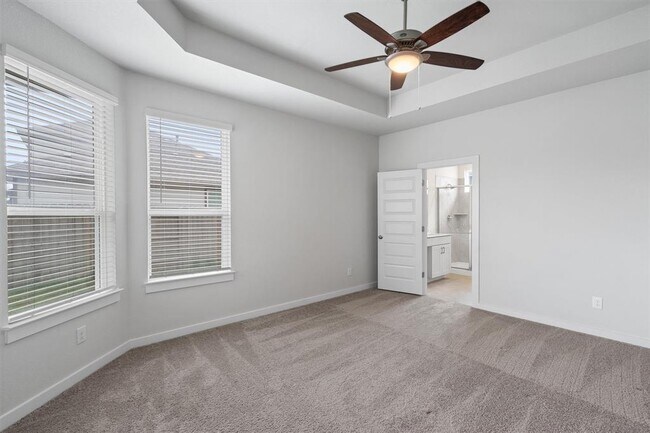 Building Photo - 113 Biscayne Dr