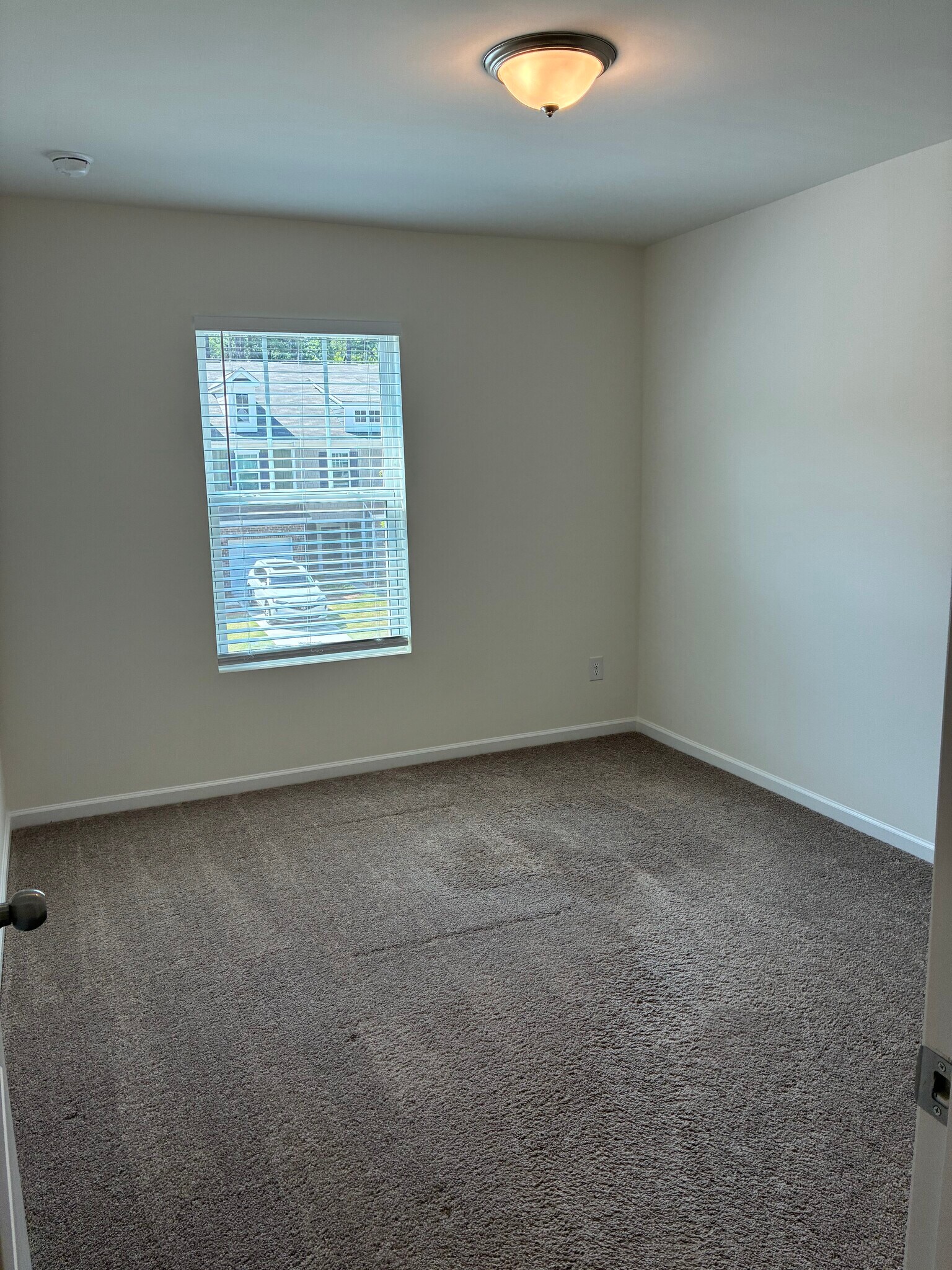 Building Photo - 275 Harpers Run Ln