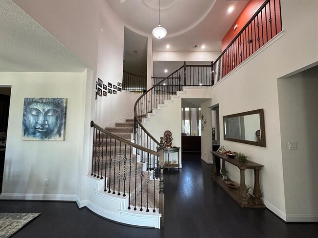 Building Photo - 735 Expedition Way