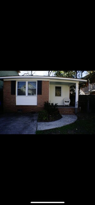 Building Photo - 41 Rose Ln