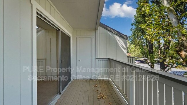 Building Photo - 4839 Vir Mar St