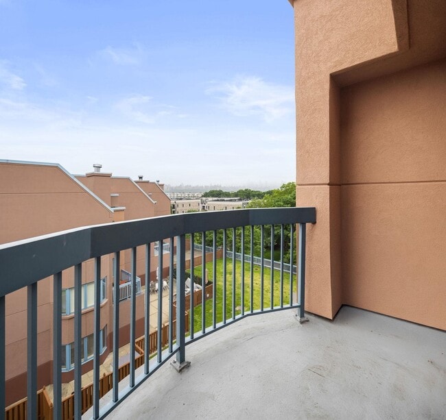 Building Photo - 602 Chase Ct
