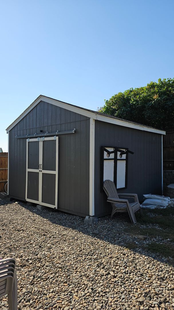 Building Photo - Non-Refundable & Security Deposit Total: $2400.00