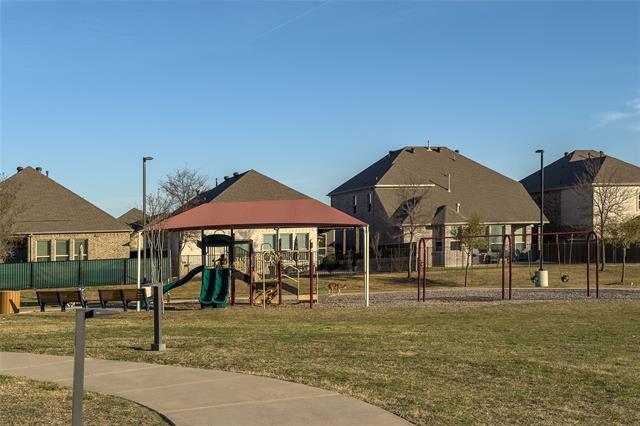 Building Photo - 9013 Athens Dr