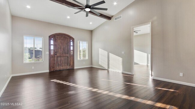 Building Photo - 1251 Avenida Gandara