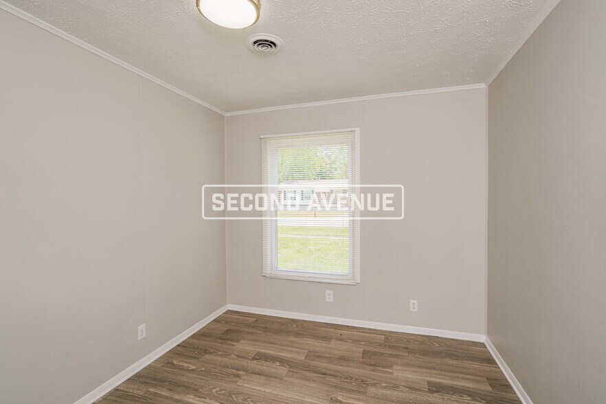 Building Photo - 6111 Trena Trail