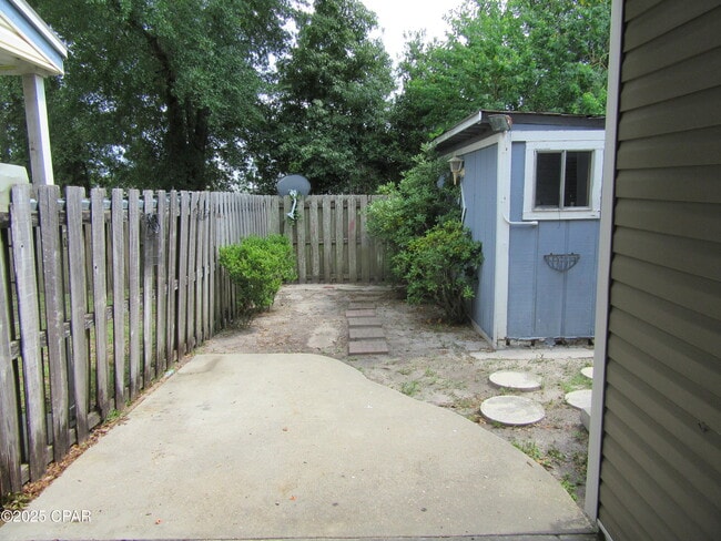 Building Photo - 513 Palermo Rd