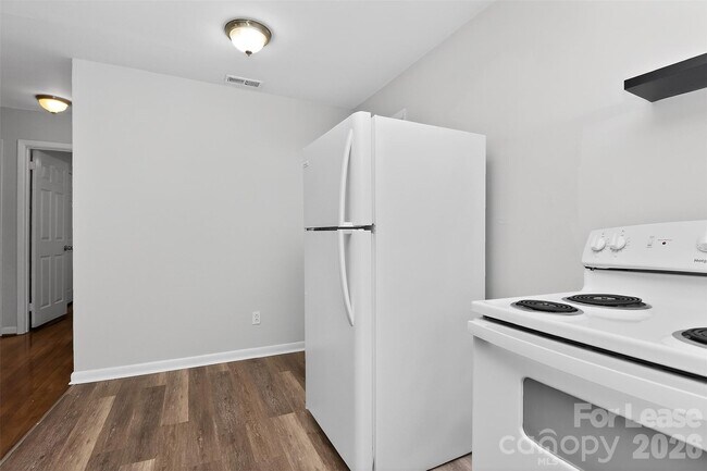 Building Photo - 4230 Castleton Rd