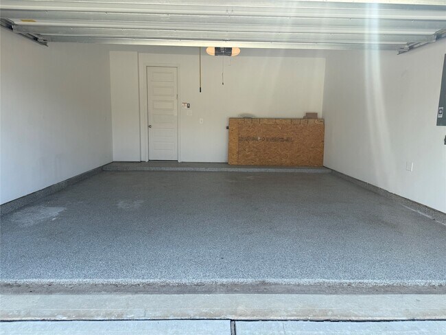 Building Photo - 4942 Hitchings Ct