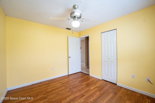 Building Photo - 2390 Queens St SE