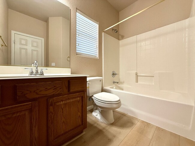 Building Photo - 2-Story Home  3 bedroom 2.5 bath in Gated ...