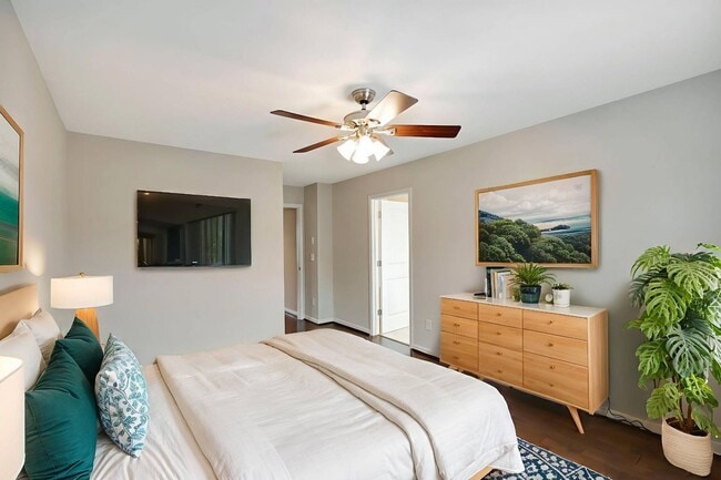 Building Photo - Lakeview Commons