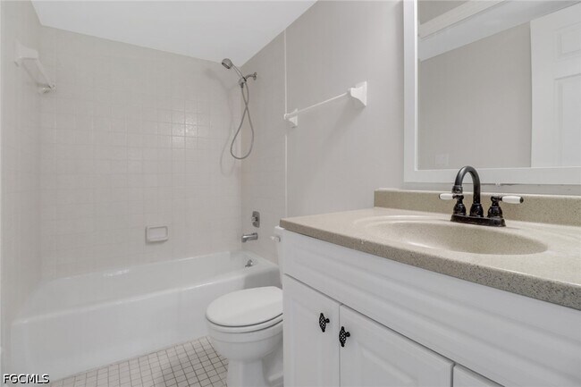 Building Photo - 7115 Lakeridge Ct