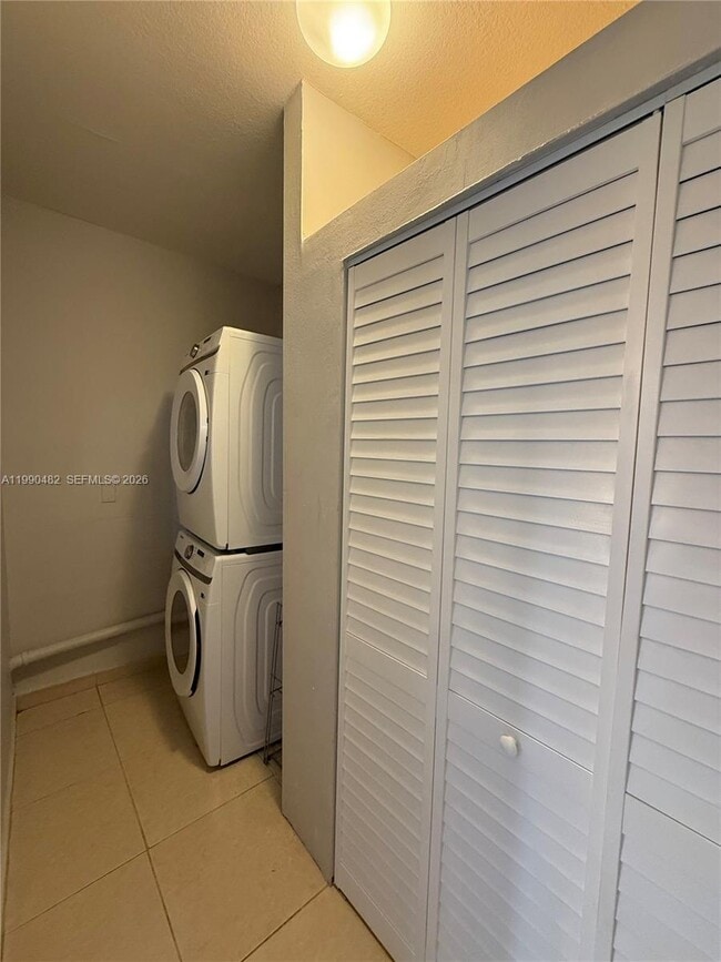 Building Photo - 7541 NW 176th Terrace