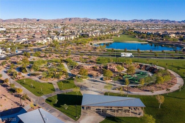 Building Photo - 832 Canonbury St