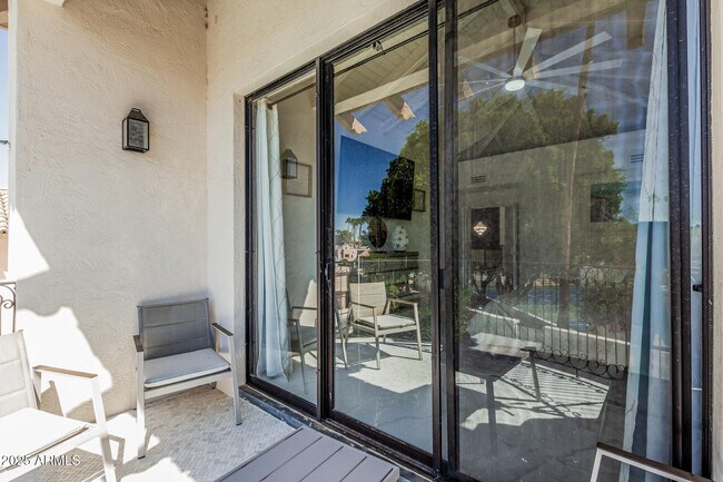 Building Photo - 10113 E Topaz Dr