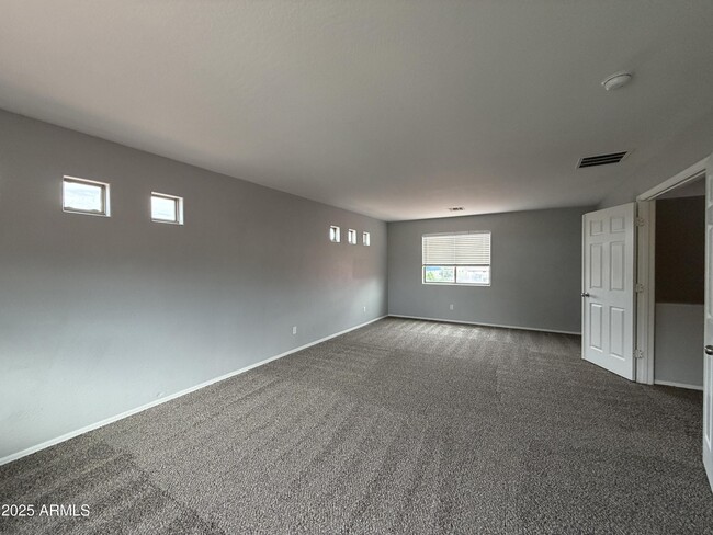 Building Photo - 18123 N Madison Rd