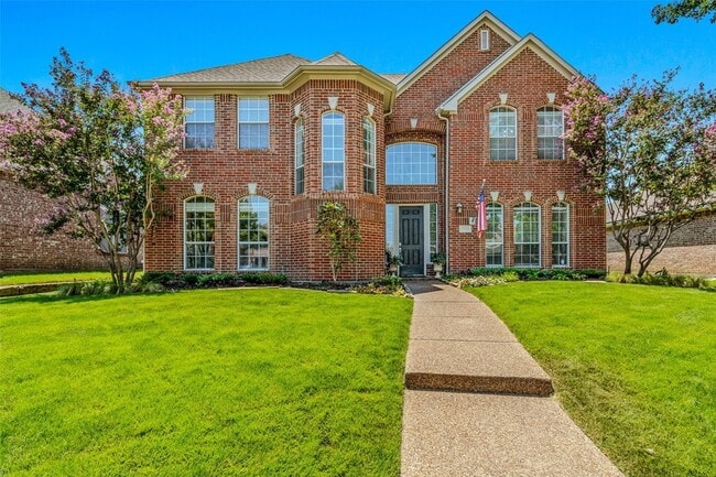 Building Photo - 2045 Hillcroft Dr