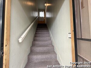 Building Photo - 2811 Woodbury Dr