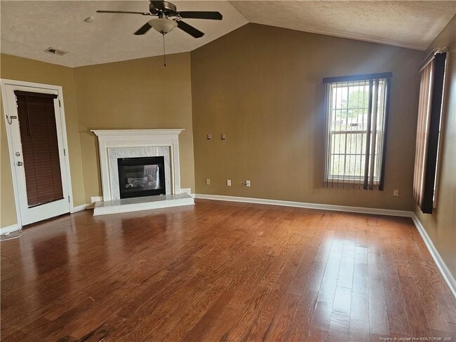 Building Photo - 118 Garfield Dr