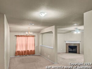 Building Photo - 610 Point Springs