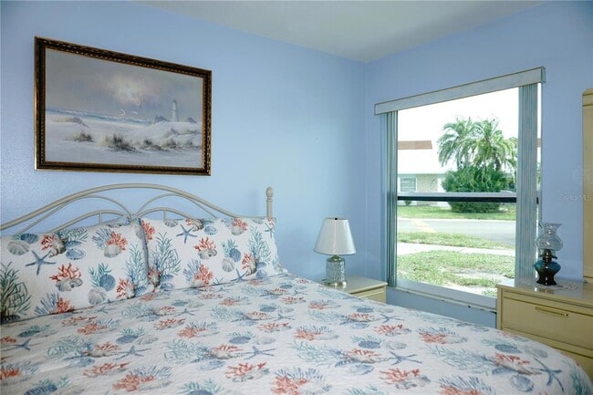 Building Photo - 4330 Tahitian Gardens Cir