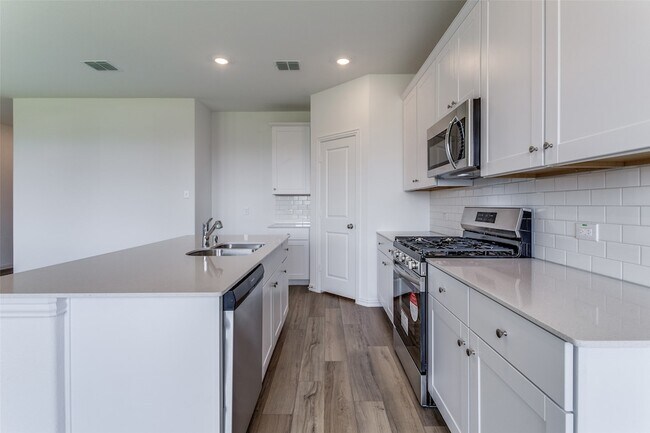 Building Photo - 3313 Swift Fox Wy