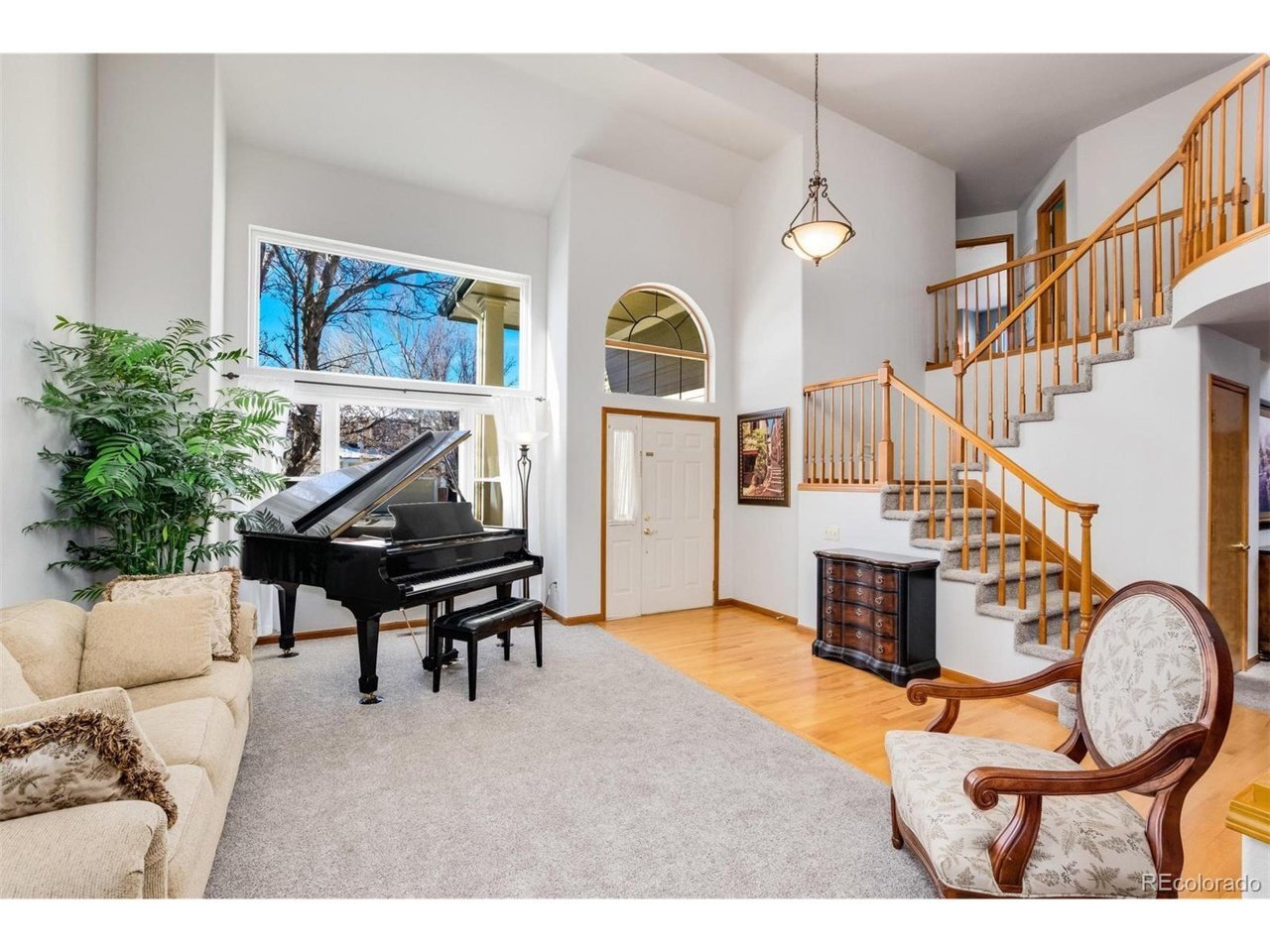 Building Photo - 15581 Flowerhill Cir