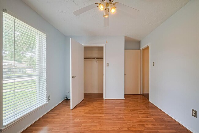 Building Photo - 3234 Mourning Dove Dr