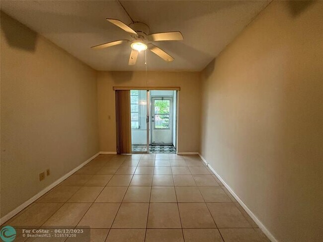 Building Photo - 378 Durham Cir